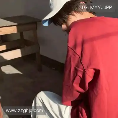 伍煦羿